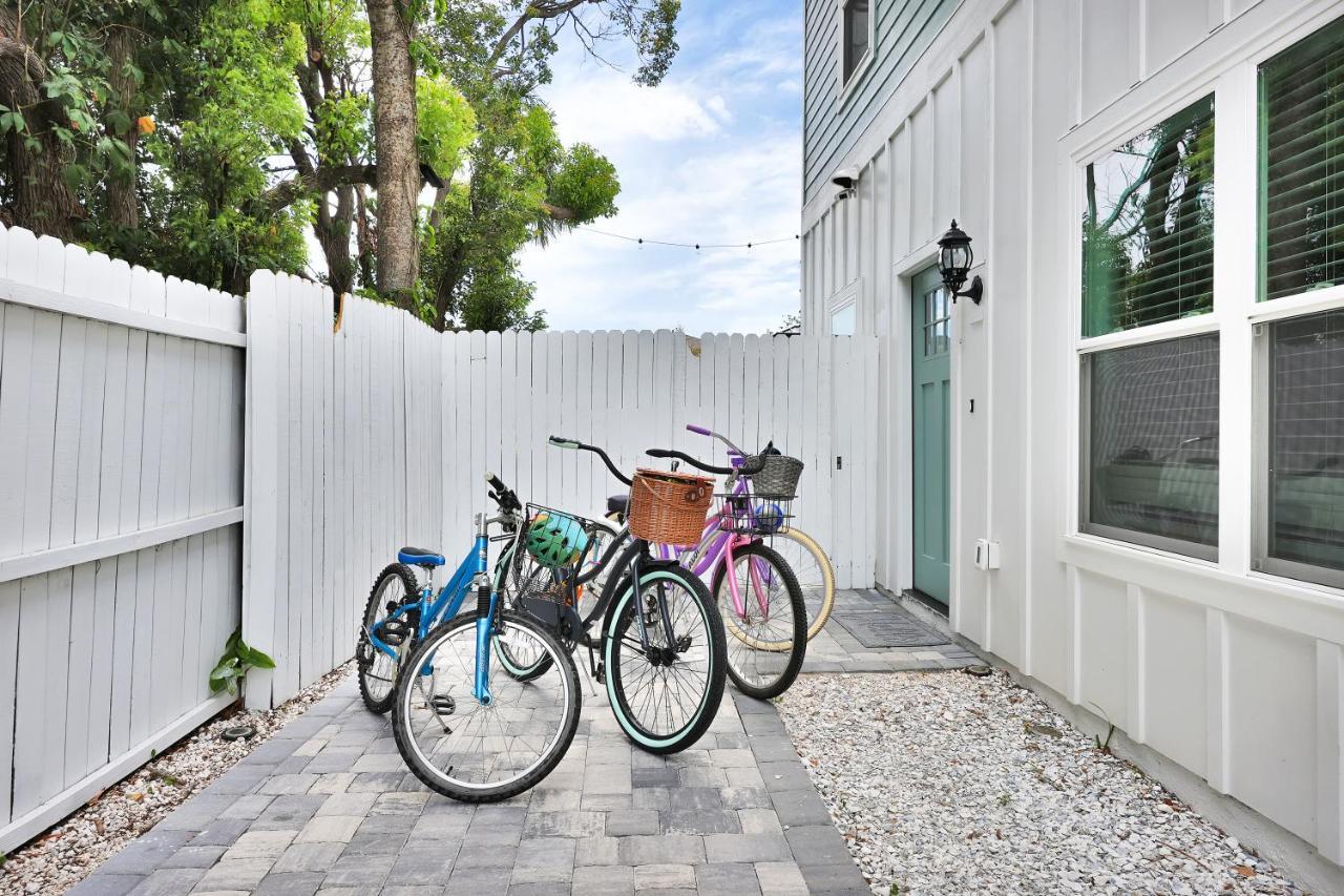 Few Steps To Ocean-4 Beach Cruisers & Free Parking & Private Backyard Jacksonville Beach Kültér fotó